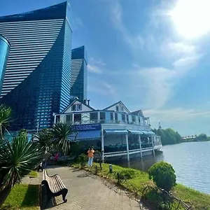 Orbi Sea Side & Sea View Towers 5* Batumi